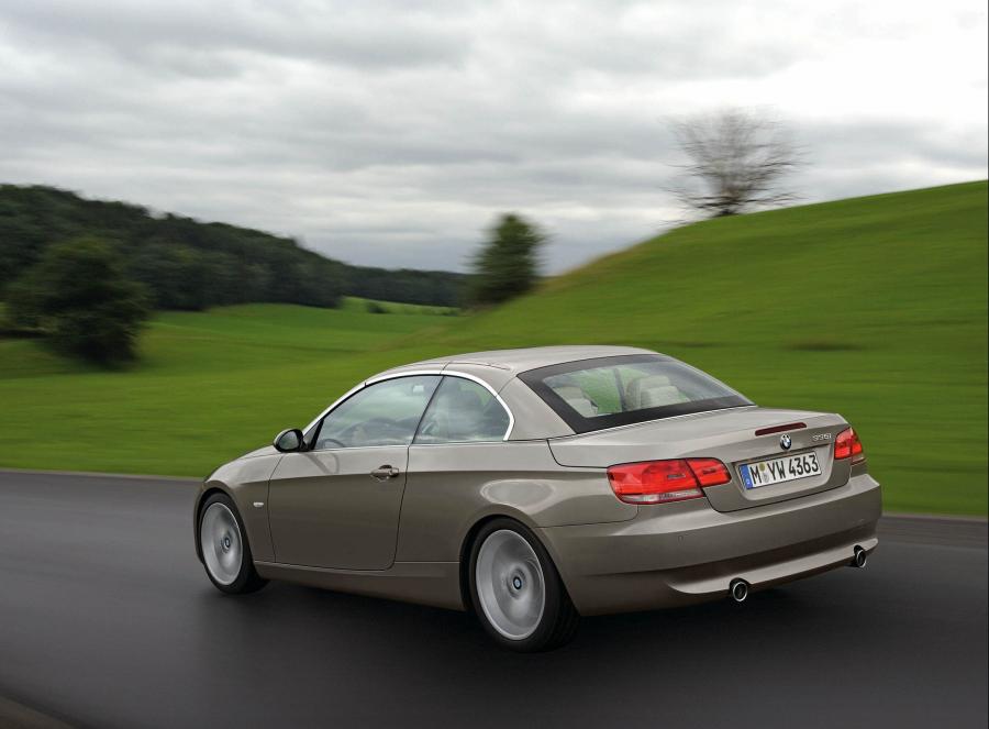  BMW 3-Series Convertible 2007 года  (фото 210 из 239)